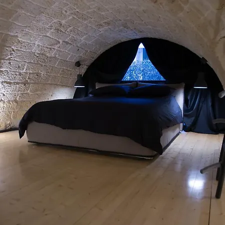 Cairoliapartment * Бари