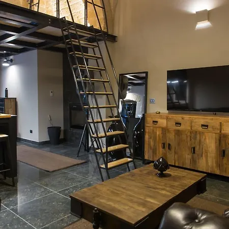 Lägenhet Cairoliapartment