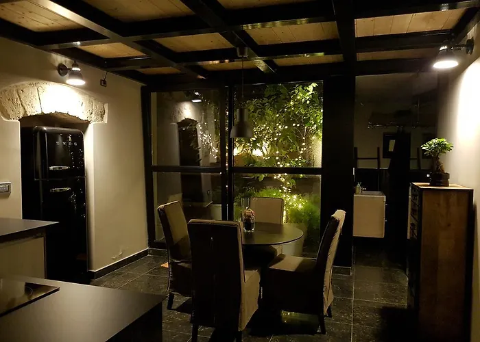 Cairoliapartment شقة باري